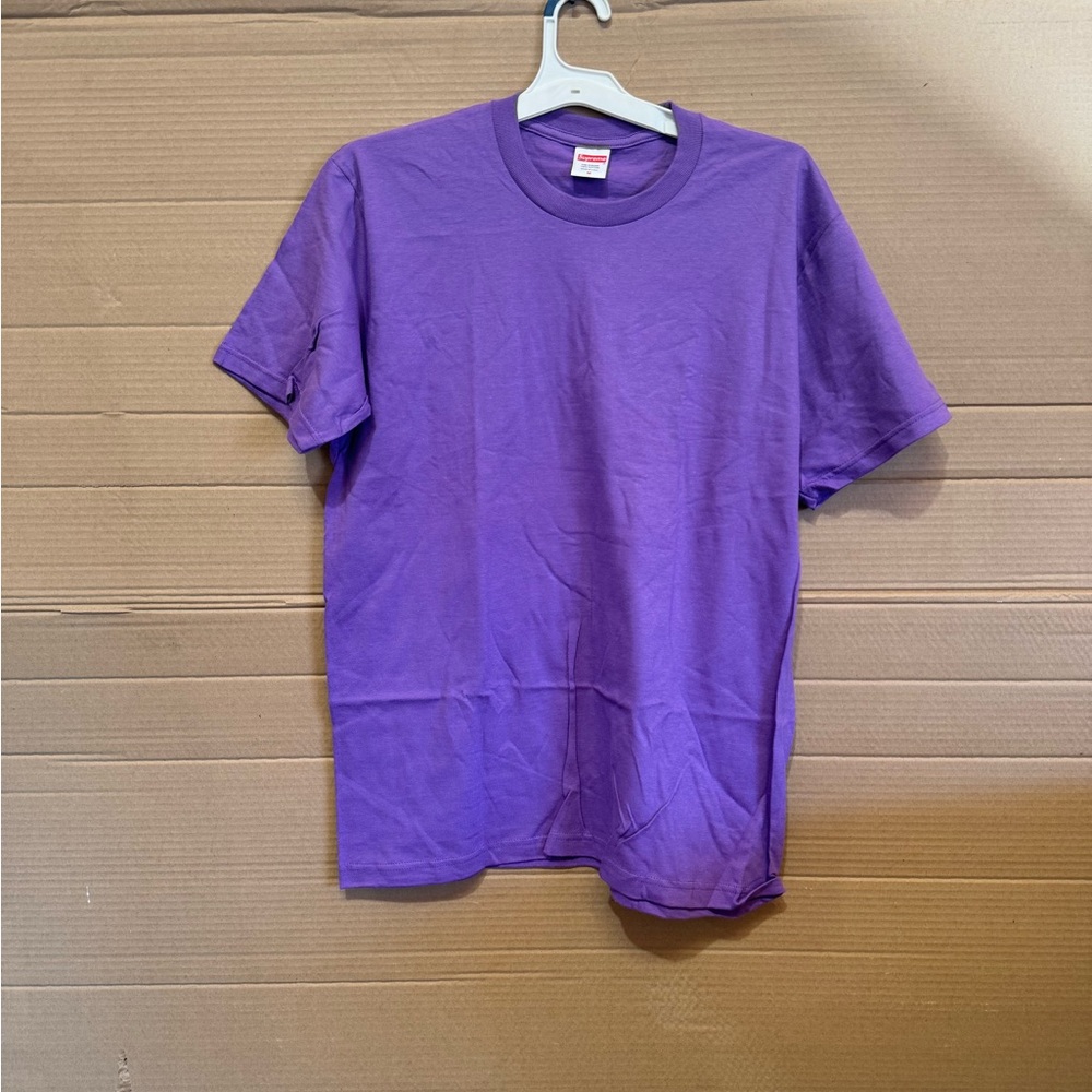Purple supreme-blank t-shirt brand new no tags size medium